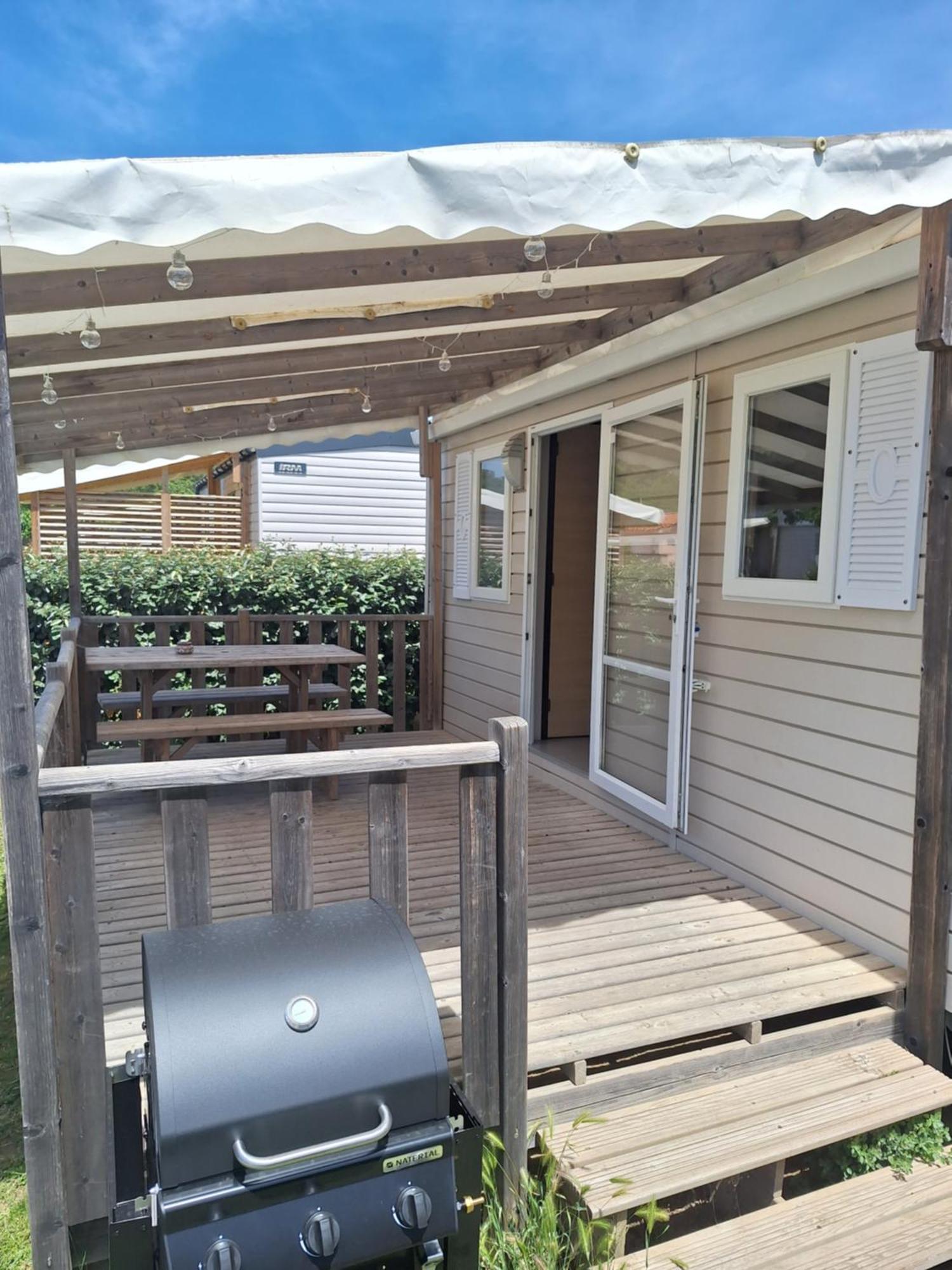 Campsite Chez Cedric Et Vivi Mobil 6 Pers *